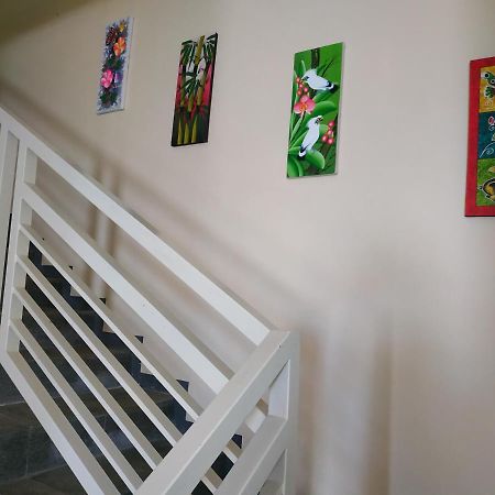 Villa Gumilang Batu  Eksteriør billede